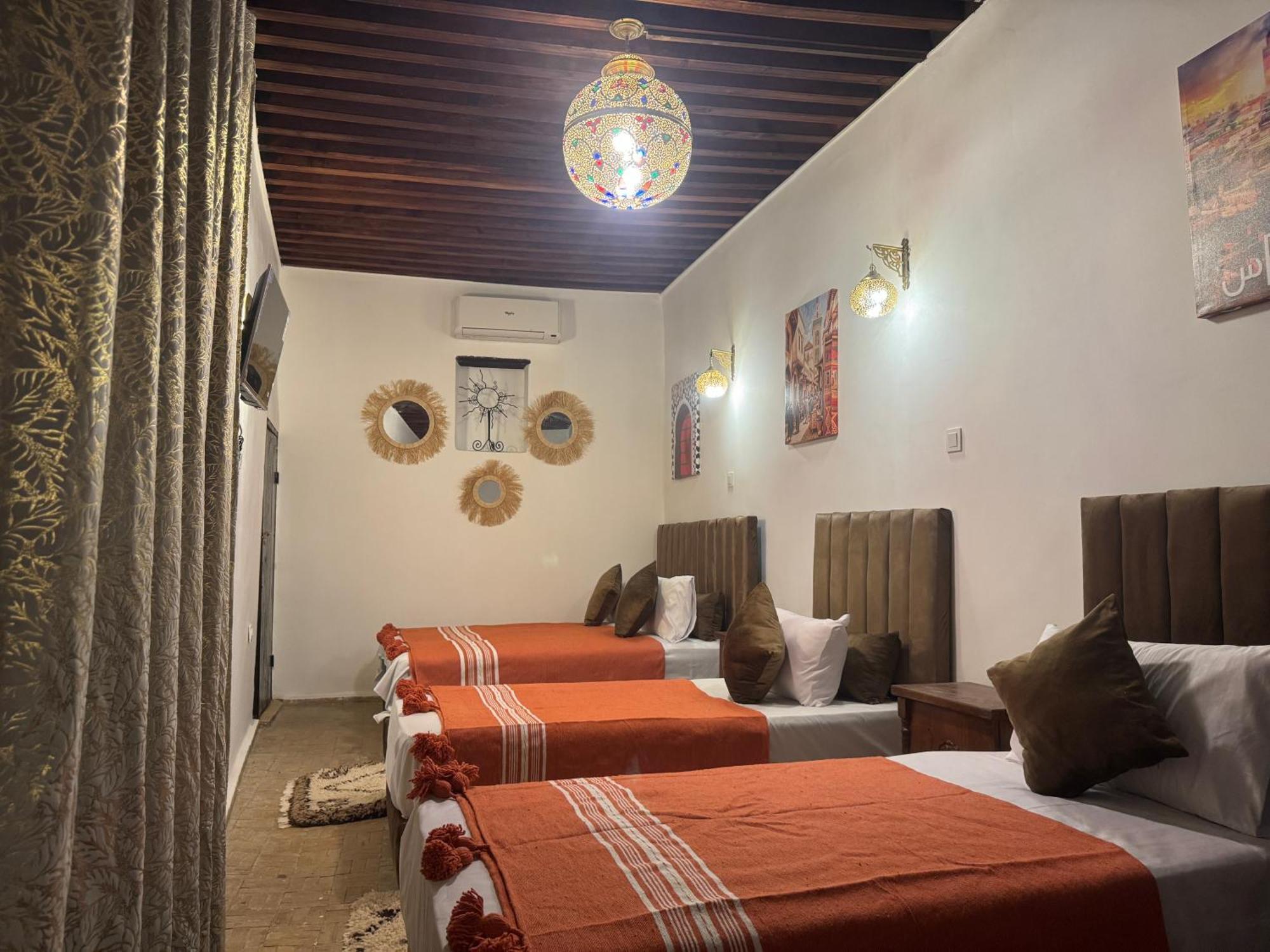 Dar Shauala Hotel Фес Екстериор снимка