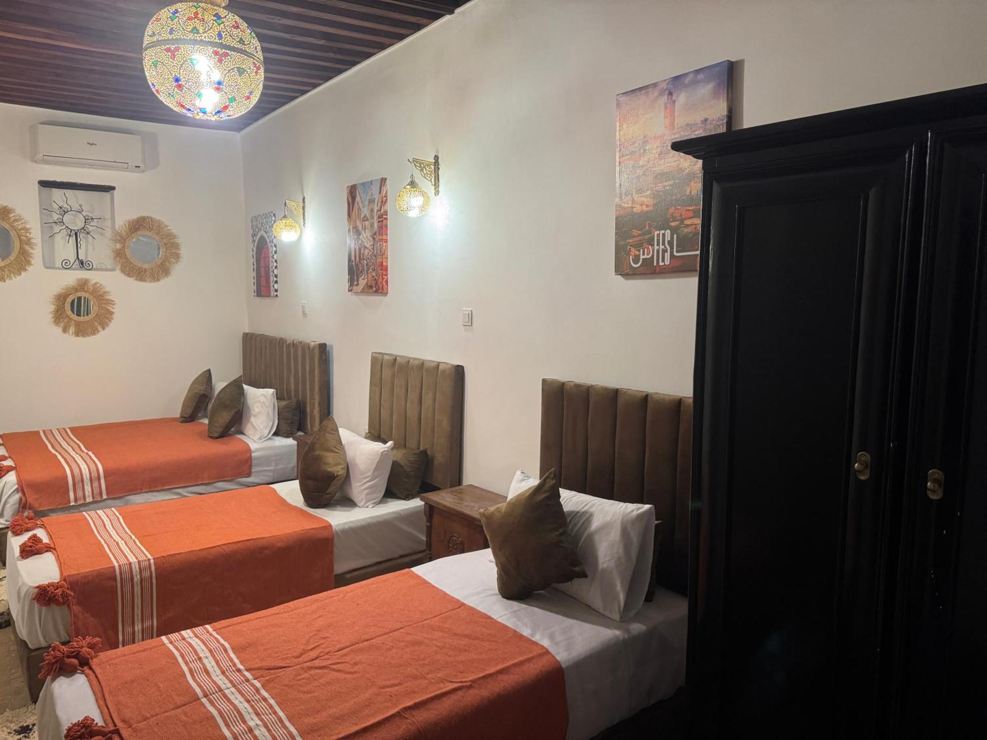 Dar Shauala Hotel Фес Екстериор снимка